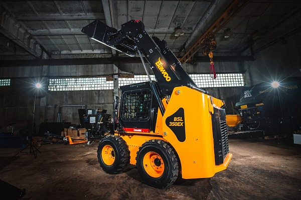 Минипогрузчик Bawoo BSL350EX 