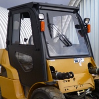 Металлическая кабина на погрузчик CATERPILLAR DP50CNT