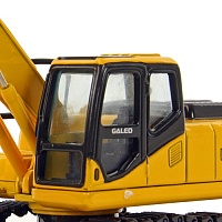 Стекло лобовое Komatsu PC200/300/400 (верхнее)