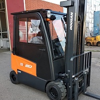 Металлическая кабина на электропогрузчик Doosan B20X-7